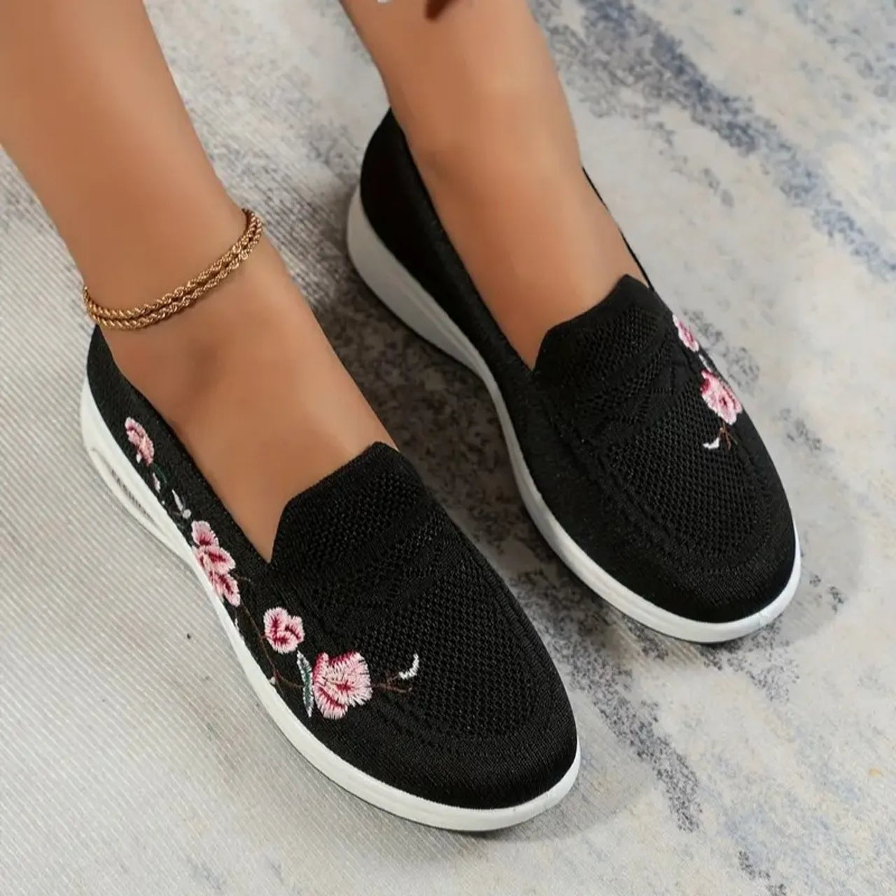 💥Hot Special Discount 70% OFF💥Women's breathable embroidered shoes, soft, comfortable & fashionable